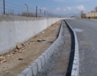دیوار غربی ایستگاه گلپایگان به طول یک کیلومتر