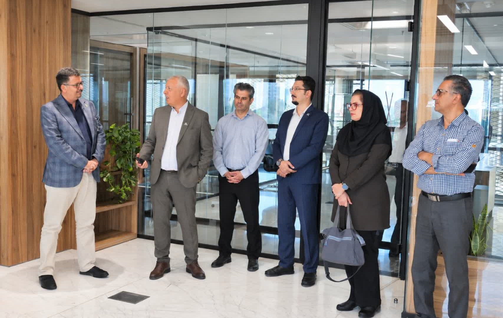 تعامل با هلدینگ کهربا گستر
