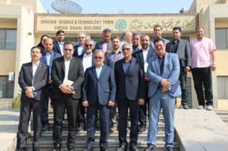 گزارش تصویری _ بازدید دکتر گل‌محمدی از شهرک علمی و تحقیقاتی اصفهان